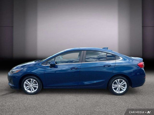 2019 Chevrolet Cruze LT | Bluetooth | Mags in Cars & Trucks in Laval / North Shore - Image 4