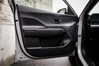 This 2024 Hyundai Kona is for sale today. This low mileage SUV has just 13,995 kms. It's grey in col... (image 8)