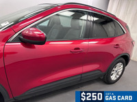 The 2020 Ford Escape SE AWD blends turbocharged fuel efficiency with practical design, advanced tech... (image 7)