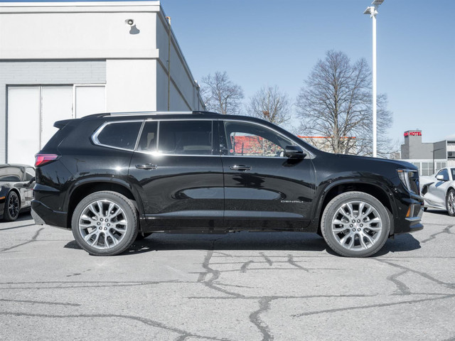 2025 GMC Acadia Denali AWD- Super Cruise | Automatic Parking in Cars & Trucks in Markham / York Region - Image 3