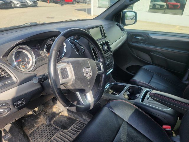 2019 Dodge Grand Caravan GT in Cars & Trucks in Calgary - Image 4