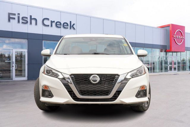 2020 Nissan Altima 2.5 SV | One Owner | Bought & Serviced at in Cars & Trucks in Calgary - Image 2