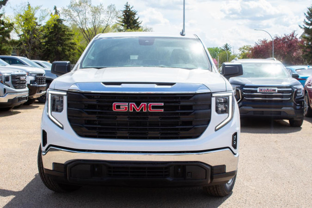 2025 GMC Sierra 1500 PRO Crew Cab 4WD in Cars & Trucks in Edmonton - Image 3