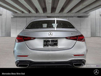 Mercedes-Benz Rive-Sud, la destination Mercedes-Benz par excellence. Bienvenue en première classe. D... (image 3)