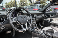 Rare SLK 350 Cabrio avec AMG Package*Intérieur Designo 2 Tones* Extérieur Gris. Très Bas kilométrage... (image 7)