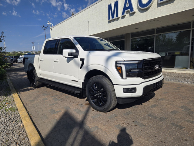 2025 Ford F-150 LARIAT | BLACK APP PKG | MOBILE OFF PKG | TOW PK in Cars & Trucks in Calgary - Image 2