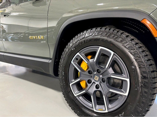  2023 Rivian R1S Launch Edition|835HP|QUADMOTOR|LARGEPACK|NOLUXT in Cars & Trucks in City of Toronto - Image 3