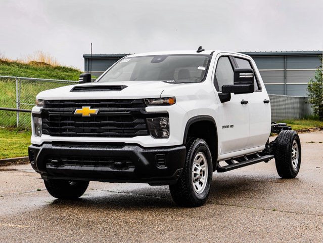 2025 Chevrolet Silverado 3500HD Work Truck in Cars & Trucks in Strathcona County - Image 4