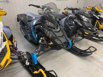 2020 POLARIS INDY 850 XC SNOWMOBILE STOCK #A062148 840cc ENGINE 15x129 INCH TRACK ELECTRIC START MID...