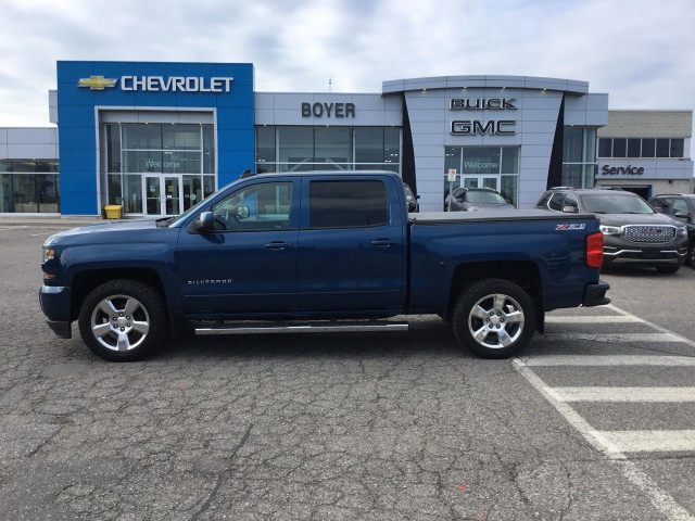 2017 Chevrolet Silverado 1500 in Cars & Trucks in Oshawa / Durham Region - Image 2