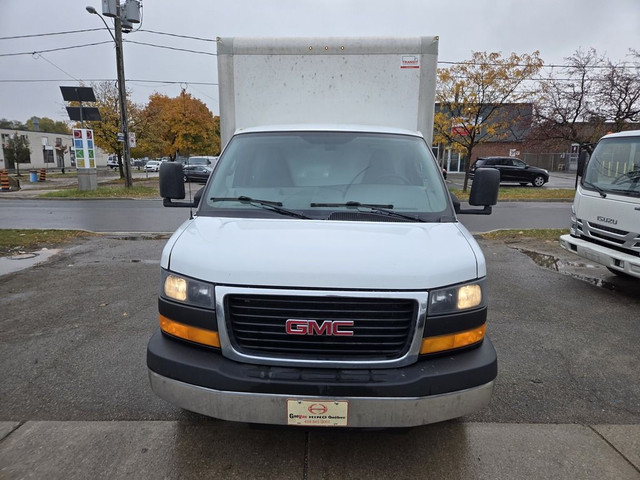2017 GMC Savana Van G3500 - 14Ft Box - 4.8L V8 Gas - CVOR Exempt in Cars & Trucks in City of Toronto - Image 3