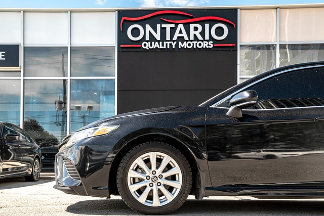 2020 Toyota Camry SE | HEATED SEATS | CAM | CARPLAY | in Cars & Trucks in City of Toronto - Image 4