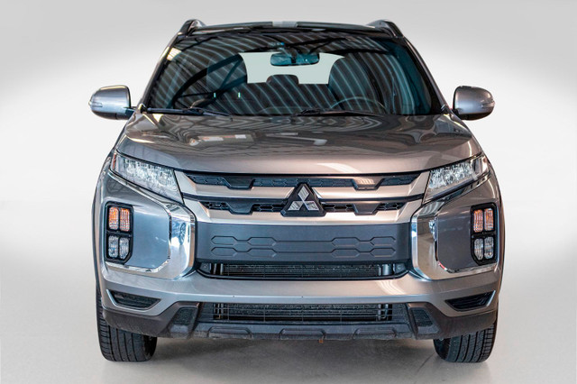 2023 Mitsubishi RVR SE, 4X4, Cuir, Carplay, Bluetooth, Caméra, J in Cars & Trucks in City of Montréal - Image 2