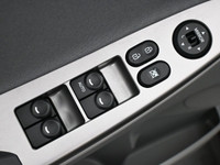 O'Regan's Dartmouth Hyundai is your one-owner headquarters and home to the largest selection of one... (image 4)