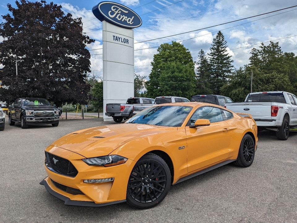  2022 Ford Mustang GT *301A GT Performance Pkg, Auto, Active Valve Exhaust*