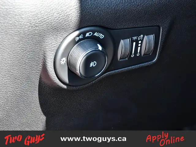 2023 Jeep Compass Limited | 2.0L 4WD | Elite Exterior Group | Lt in Cars & Trucks in St. Catharines - Image 24