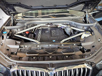 Comes equipped with: Power Trunk, Power Mirrors, Sunroof , Load Bearing Exterior Rack, Shark fin ant... (image 2)