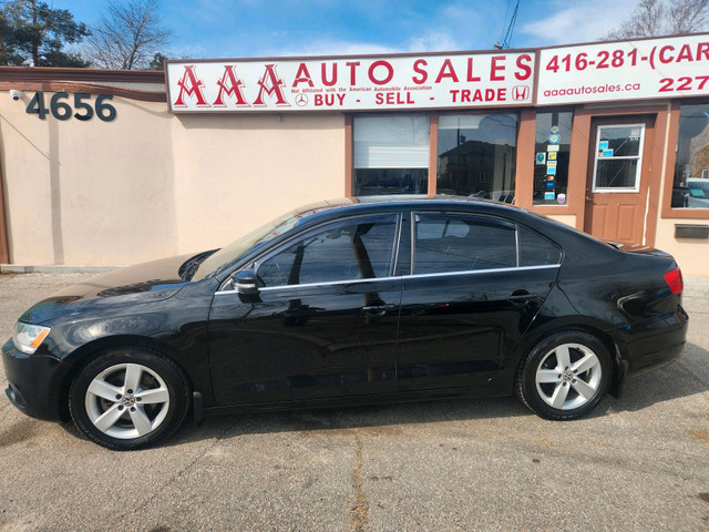 2014 Volkswagen Jetta 4dr 2.0 TDI Diesel DSG Highline Leather Ro in Cars & Trucks in Oshawa / Durham Region - Image 2
