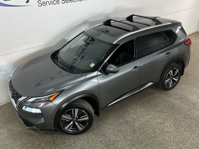 2023 Nissan Rogue SL SL/AWD/LEATHER/NAVI/ROOF/ONLY 37000KM! dans Autos et camions  à Belleville - Image 2