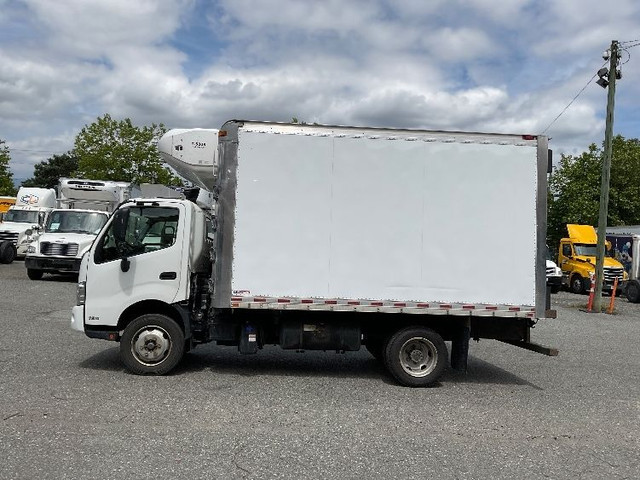 2018 Hino Truck 195 FROZEN in Heavy Trucks in Delta/Surrey/Langley - Image 4