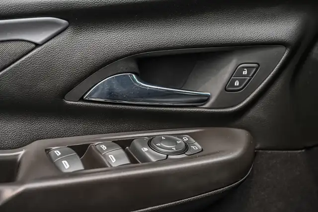 2023 Chevrolet Bolt EV 1LT * Carplay * Sieges Chauffant et Elect in Cars & Trucks in City of Montréal - Image 12