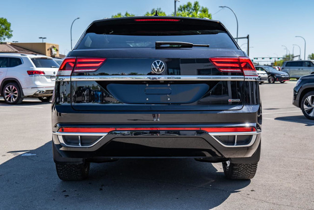 2021 Volkswagen Atlas Cross Sport Execline | LEATHER | NEW TIRES in Cars & Trucks in Edmonton - Image 4