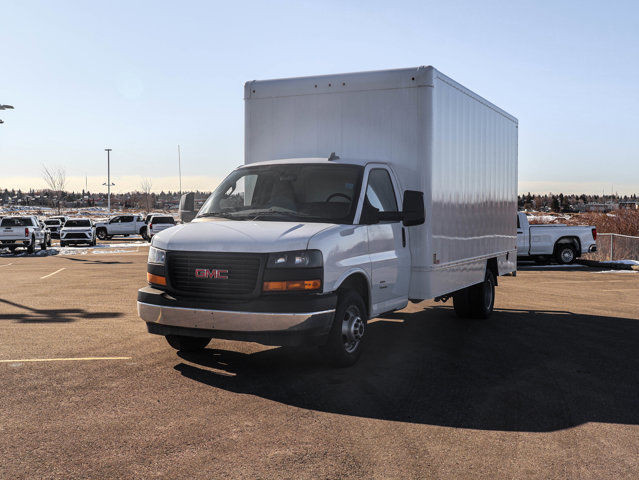 2024 GMC Savana Commercial Cutaway in Cars & Trucks in Strathcona County - Image 4