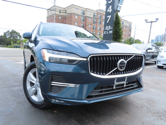 2022 Volvo XC60 B5 AWD MOMENTUM - Blind Spot Monitor !! in Cars & Trucks in Oakville / Halton Region - Image 2