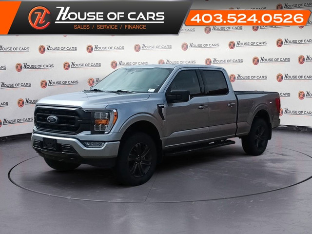 2021 Ford F-150 XLT 4WD SuperCrew 5.5' Box in Cars & Trucks in Lethbridge
