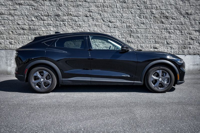 2023 Ford Mustang Mach-E Select AWD • FAST CHARGING • NAV • 360  in Cars & Trucks in Kingston - Image 2