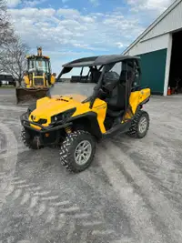 2013 Can-Am commander 800XT DPS Low Kms