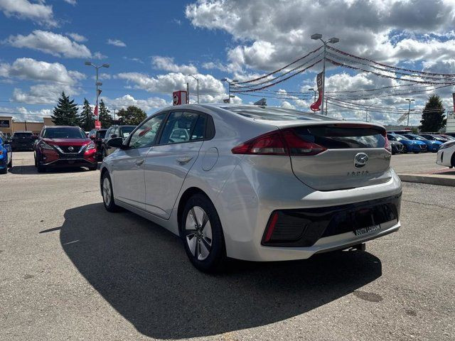 2019 Hyundai Ioniq Hybrid Essential | One Owner | No Accidents in Cars & Trucks in London - Image 4