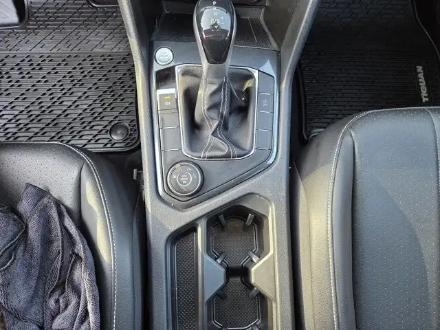 2022 Volkswagen Tiguan Comfortline in Cars & Trucks in Calgary - Image 27