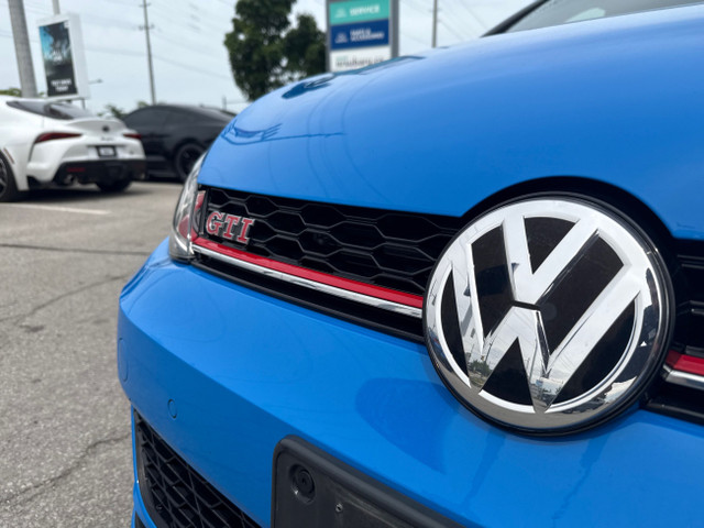 2021 Volkswagen Golf GTI Autobahn Two Sets of Tires and Rims, in Cars & Trucks in Markham / York Region - Image 4