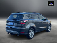JUST LANDED!! 2017 Ford Escape SE!! **ALL WHEEL DRIVE MODEL** The 2017 Ford Escape SE with 4WD is a... (image 4)