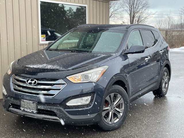 2013 Hyundai Santa Fe in Cars & Trucks in Barrie