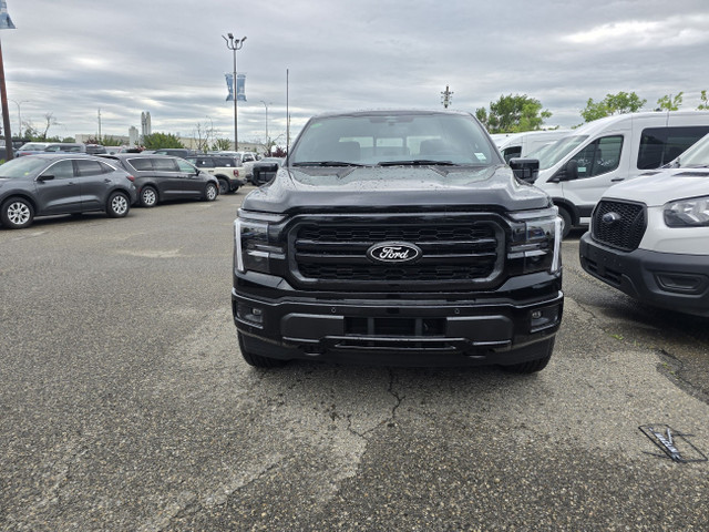 2025 Ford F-150 LARIAT | BLACK APP PKG | MOBILE OFF PKG | TOW PK in Cars & Trucks in Calgary - Image 2