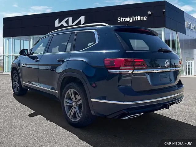 2019 Volkswagen Atlas Execline Premium Comfort, 7 Seats in Cars & Trucks in Medicine Hat - Image 5