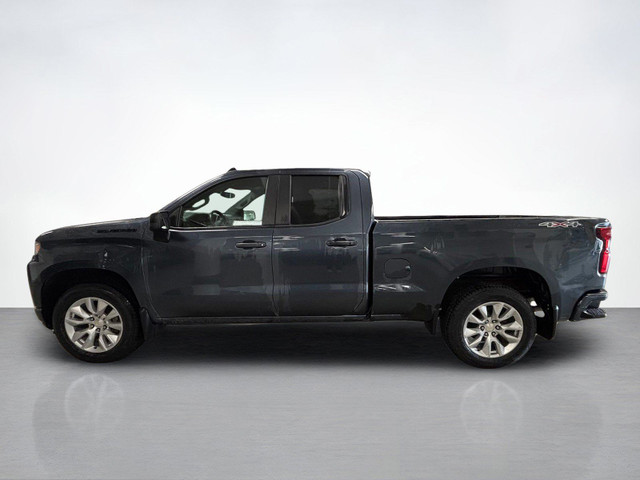 2021 Chevrolet Silverado 1500 Custom | 5.3L | Double Cab  in Cars & Trucks in Calgary - Image 2