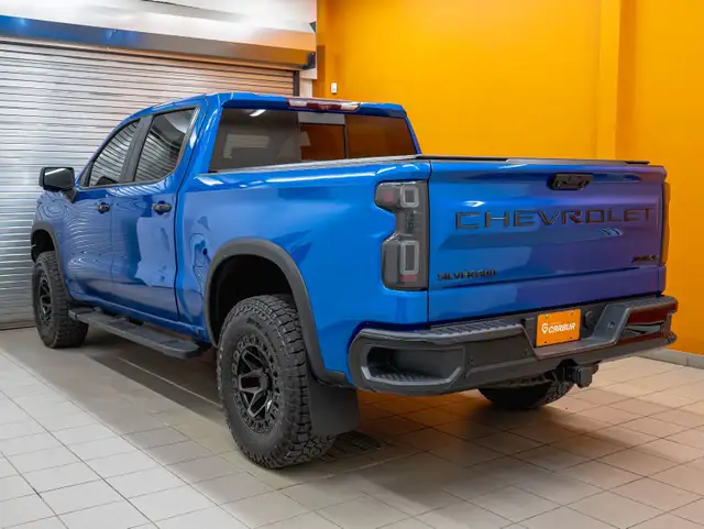 2023 Chevrolet Silverado 1500 ZR2 CREW 4X4 V8 *TOIT* NAV CUIR SI in Cars & Trucks in Laurentides - Image 7