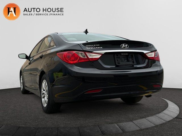 2013 Hyundai Sonata GL HEATED SEATS in Cars & Trucks in Calgary - Image 4
