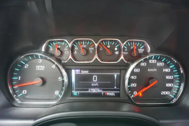 2017 GMC Sierra 1500 in Cars & Trucks in Oakville / Halton Region - Image 38