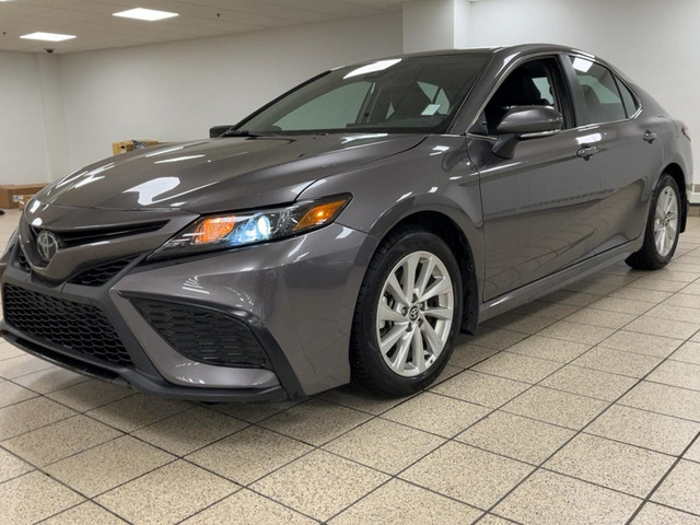 2023 Toyota Camry SE in Cars & Trucks in Calgary - Image 2
