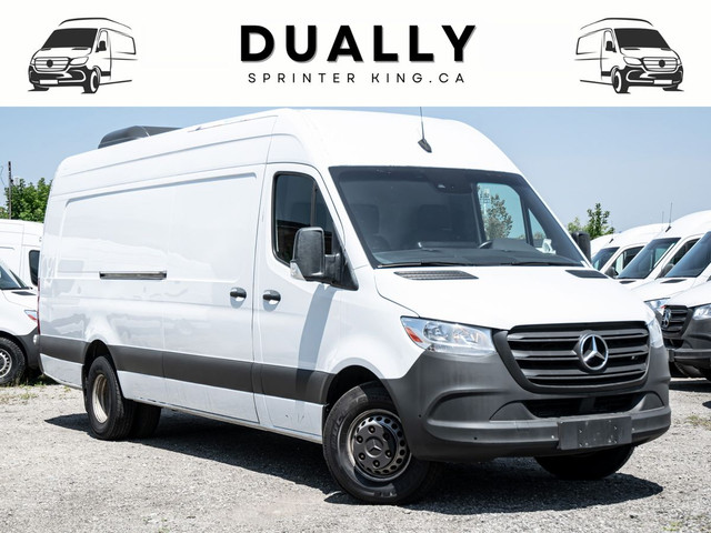 2021 Mercedes-Benz Sprinter 4500 170-in. WB in Cars & Trucks in Mississauga / Peel Region