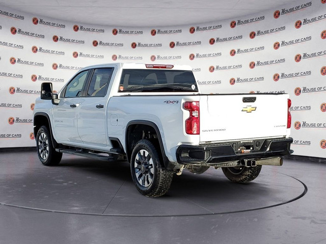  2022 Chevrolet SILVERADO 2500HD 4WD Crew Cab 172 Custom in Cars & Trucks in Calgary - Image 4