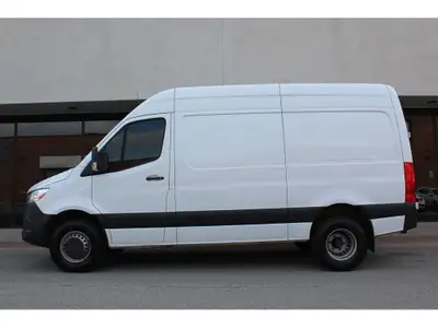 RARE FIND SPRINTER 4500 !!! 2021 MERCEDES SPRINTER 4500 - DUALLYS -- 144 - HIGH ROOF -- TOW PKG!!! 3...