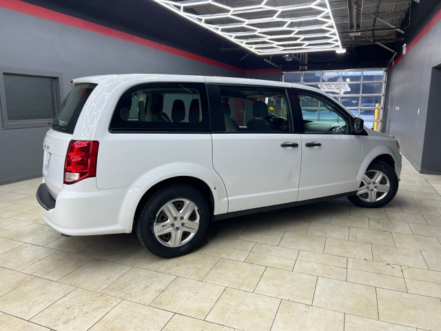 2019 Dodge Grand Caravan in Cars & Trucks in Edmonton - Image 4
