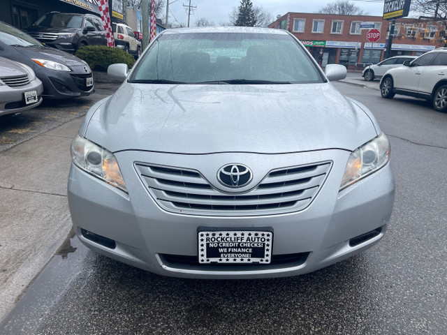 2009 Toyota Camry LE in Cars & Trucks in City of Toronto - Image 2