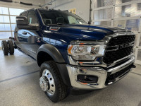 Discover Martin Chrysler, a family-owned gem since 44! With unbeatable service & deals, we're your g... (image 1)