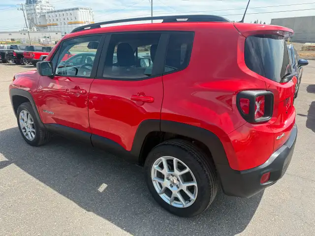 2023 Jeep Renegade North63417672376067123